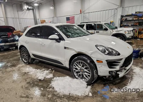 2015 Porsche Macan S z USA, uszkodzony, nr VIN WP1AB2A58FLB66146